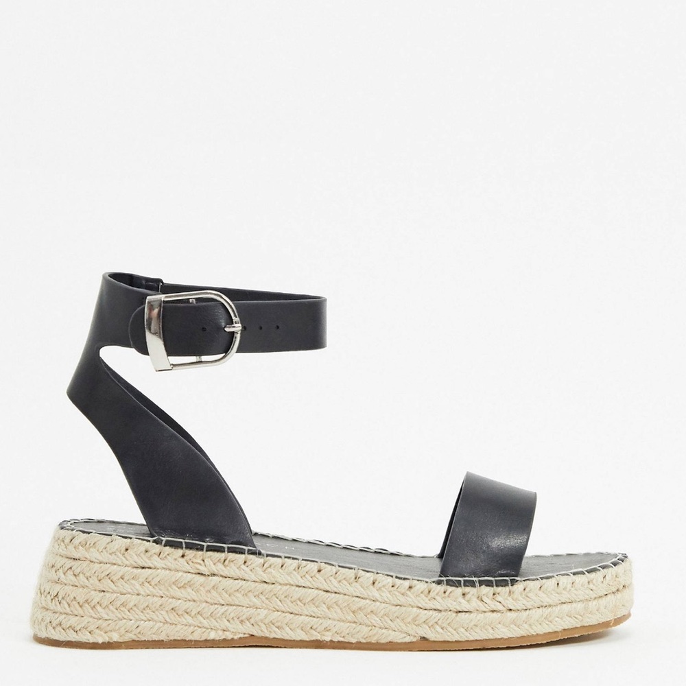 Sandals - Picture 4 of 8